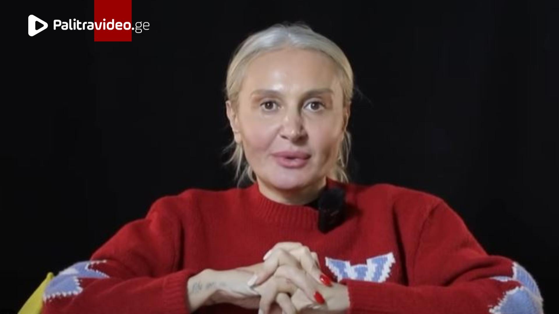 "ორი ამბავი: ქედს ვიხრი მათ წინაშე" - რას წერს ნანუკა ჟორჟოლიანი?