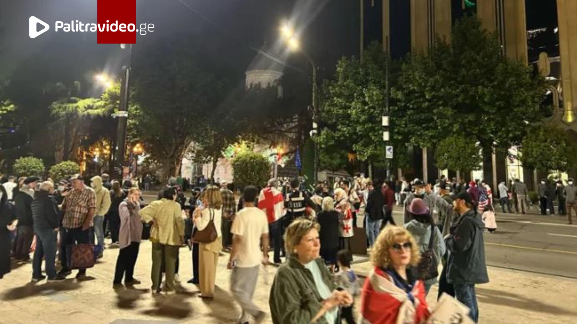რუსთაველის გამზირზე საპროტესტო აქცია მიმდინარეობს