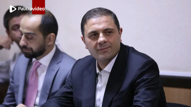 რა თქვა რომეო მიქაუტაძემ სასამართლოს სხდომაზე? - ეკონომიკის მინისტრის ყოფილ მოადგილეს აღკვეთის ღონის...