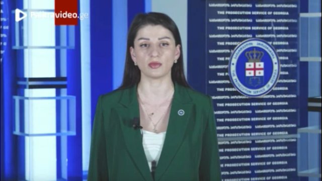 "დანებისა და პისტოლეტების გამოყენების მუქარით, აიძულეს დამდგარიყო მუხლებზე და სხეულის სხვადასხვა არე...