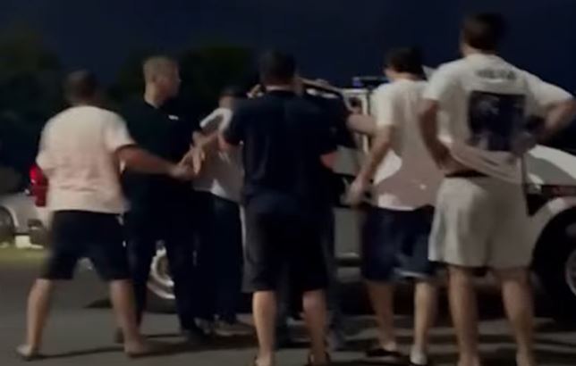 ჩხუბი პარკინგის გამო - ვრცელდება დაპირისპირების კადრები ანაკლიიდან